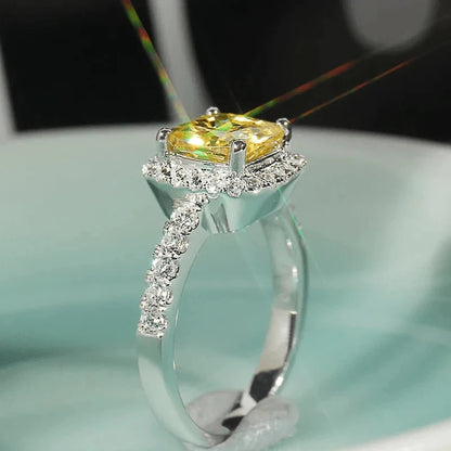 ETERNAL COCKTAIL RING