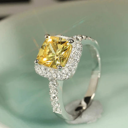 ETERNAL COCKTAIL RING