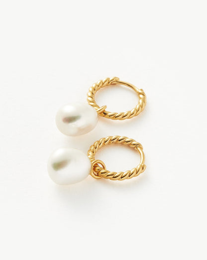 GOLD PEARL EARRINGS